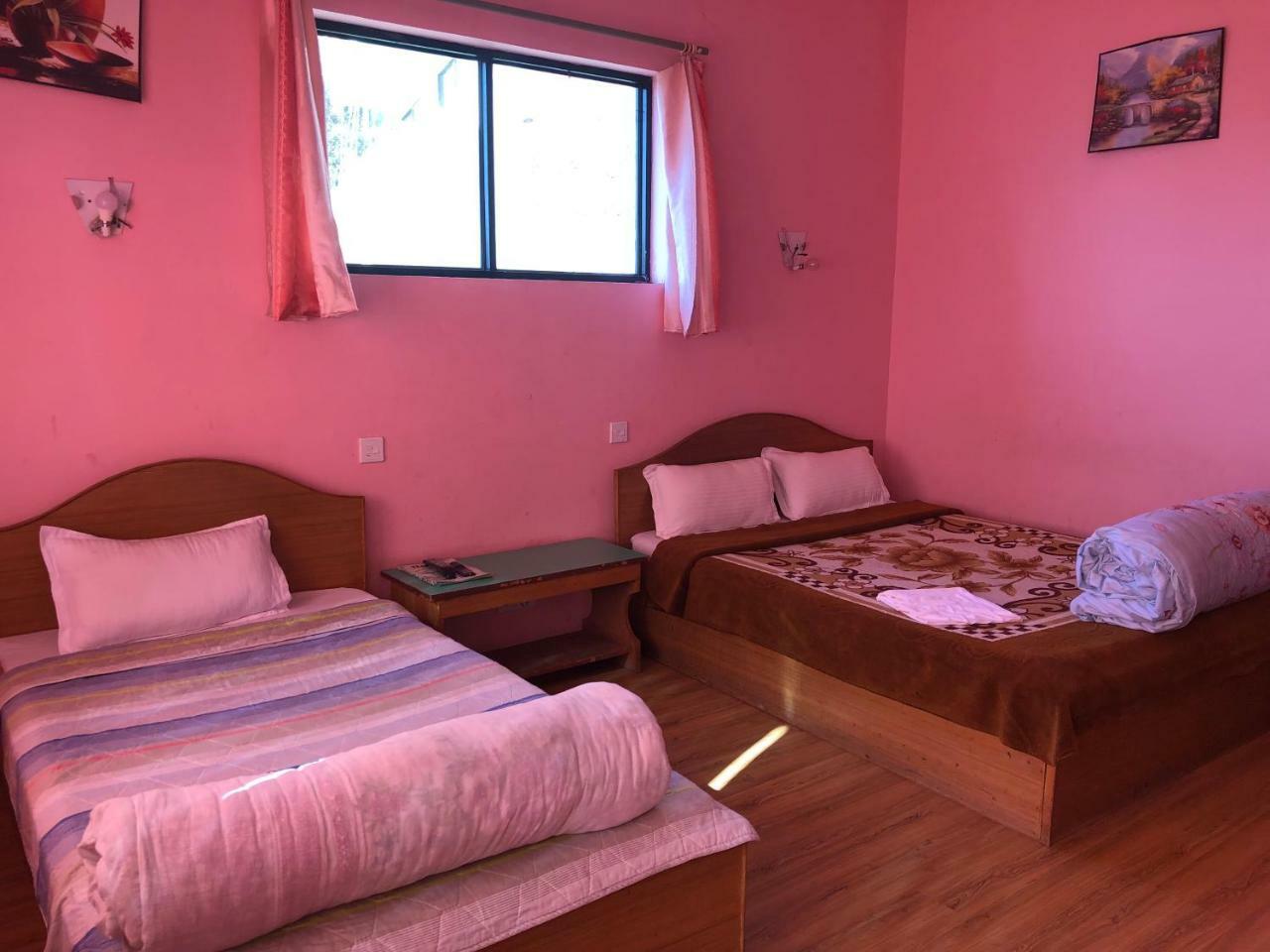 Hotel Greenland Нагаркот Екстериор снимка
