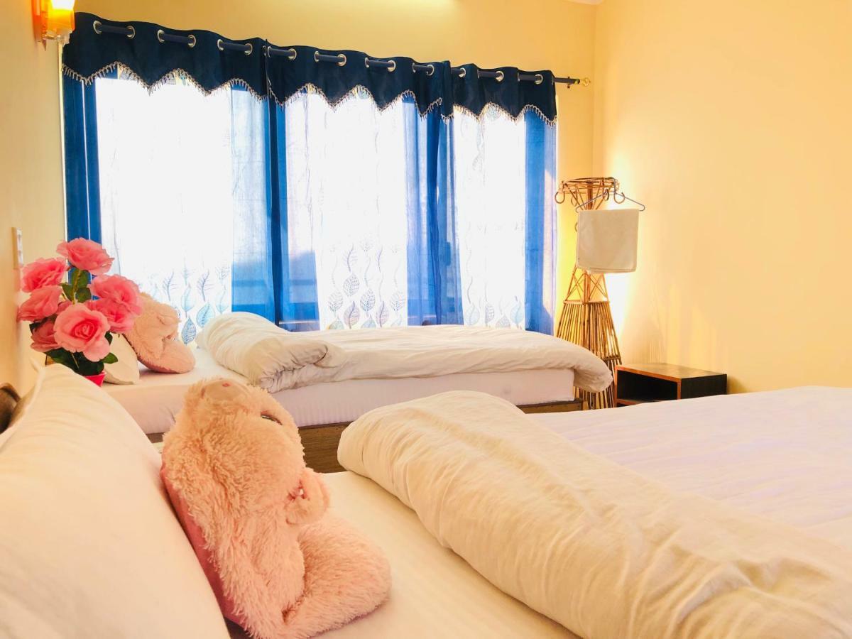Hotel Greenland Нагаркот Екстериор снимка